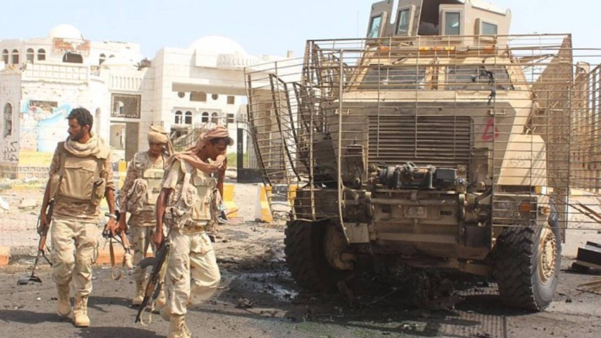 عناصر من الجيش اليمني