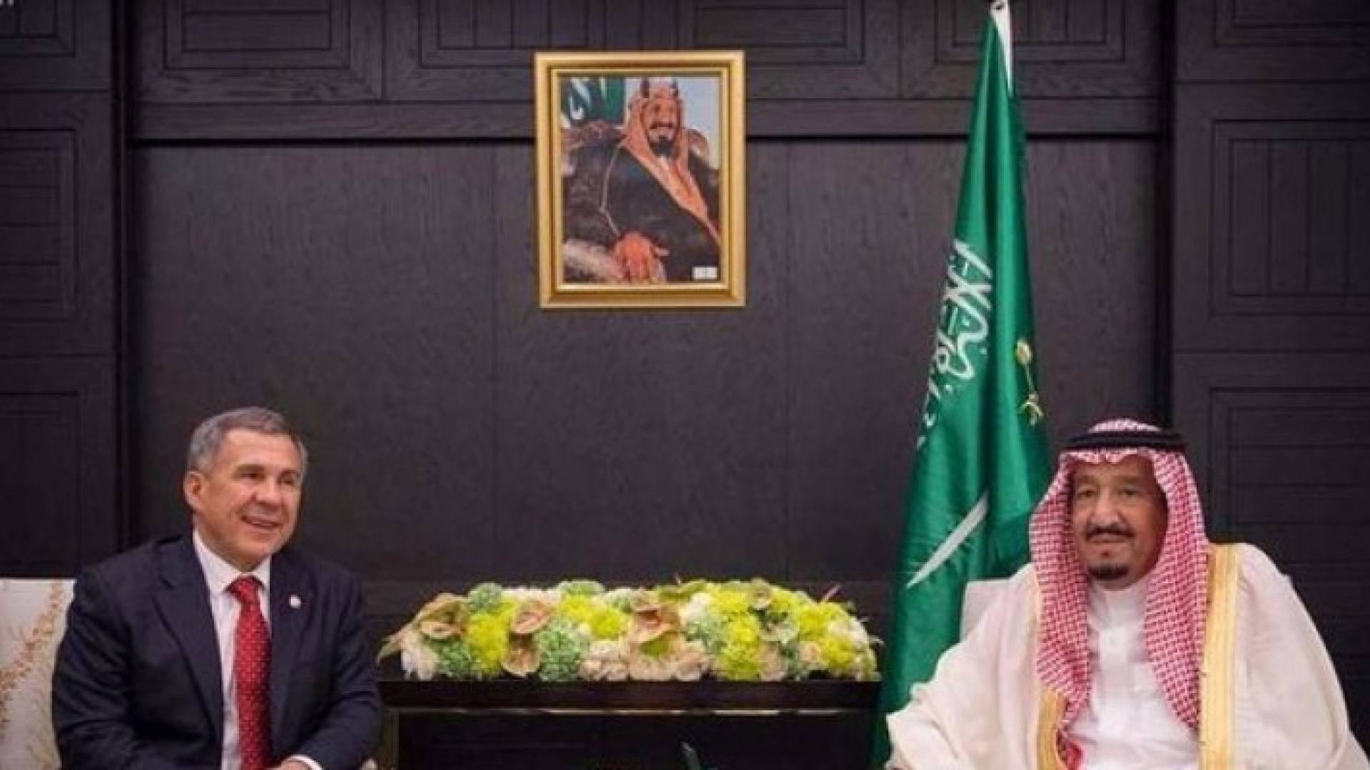 الملك سلمان ورئيس تتارستان 