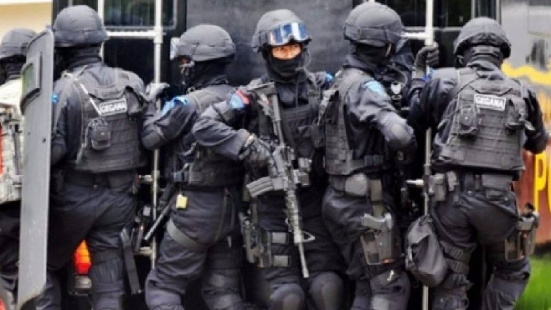 عناصر من الشرطة الماليزية