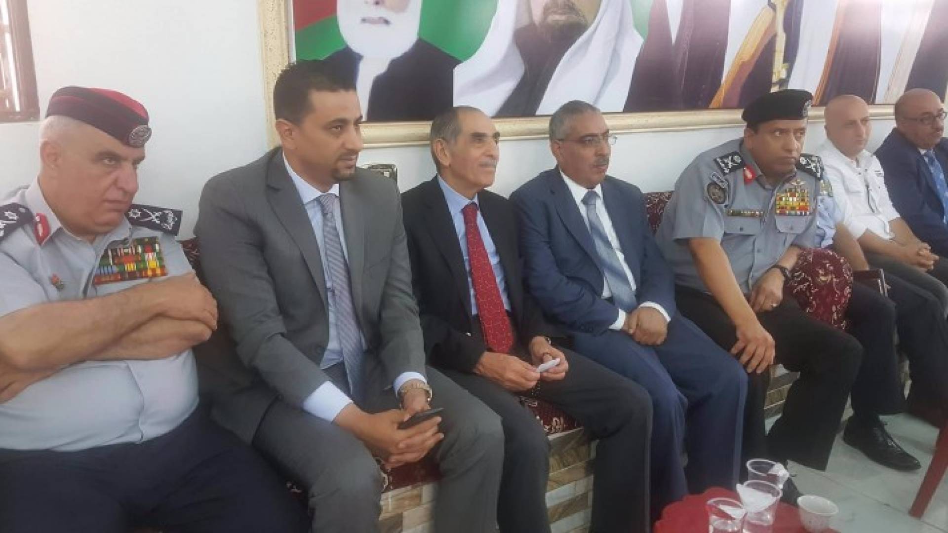 وزير الداخلية يصل الرمثا بعد أعمال شغب على خلفية 'اعتداء' البحث الجنائي