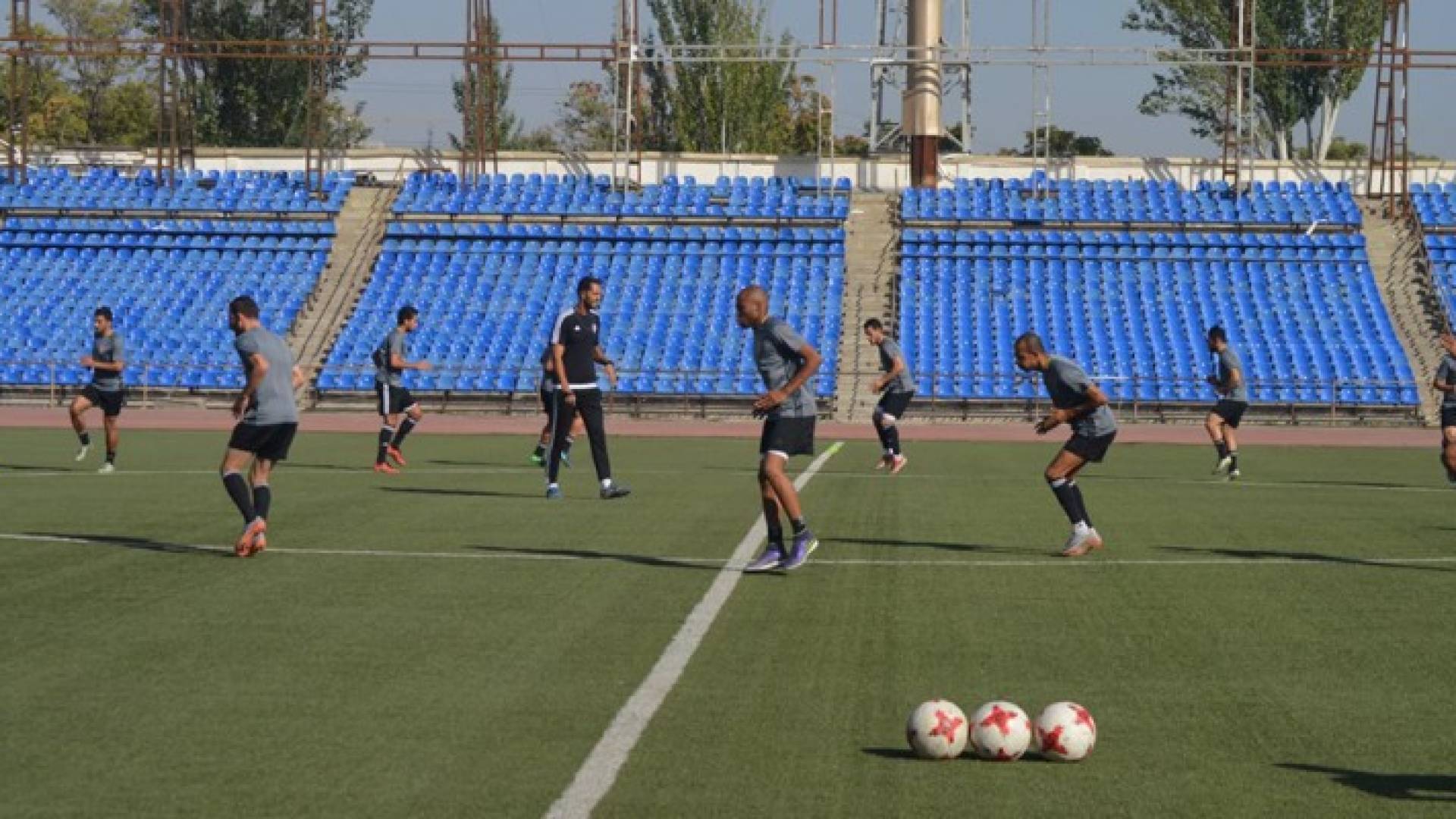 النشامى يواصلون التحضيرات لمواجهة افغانستان