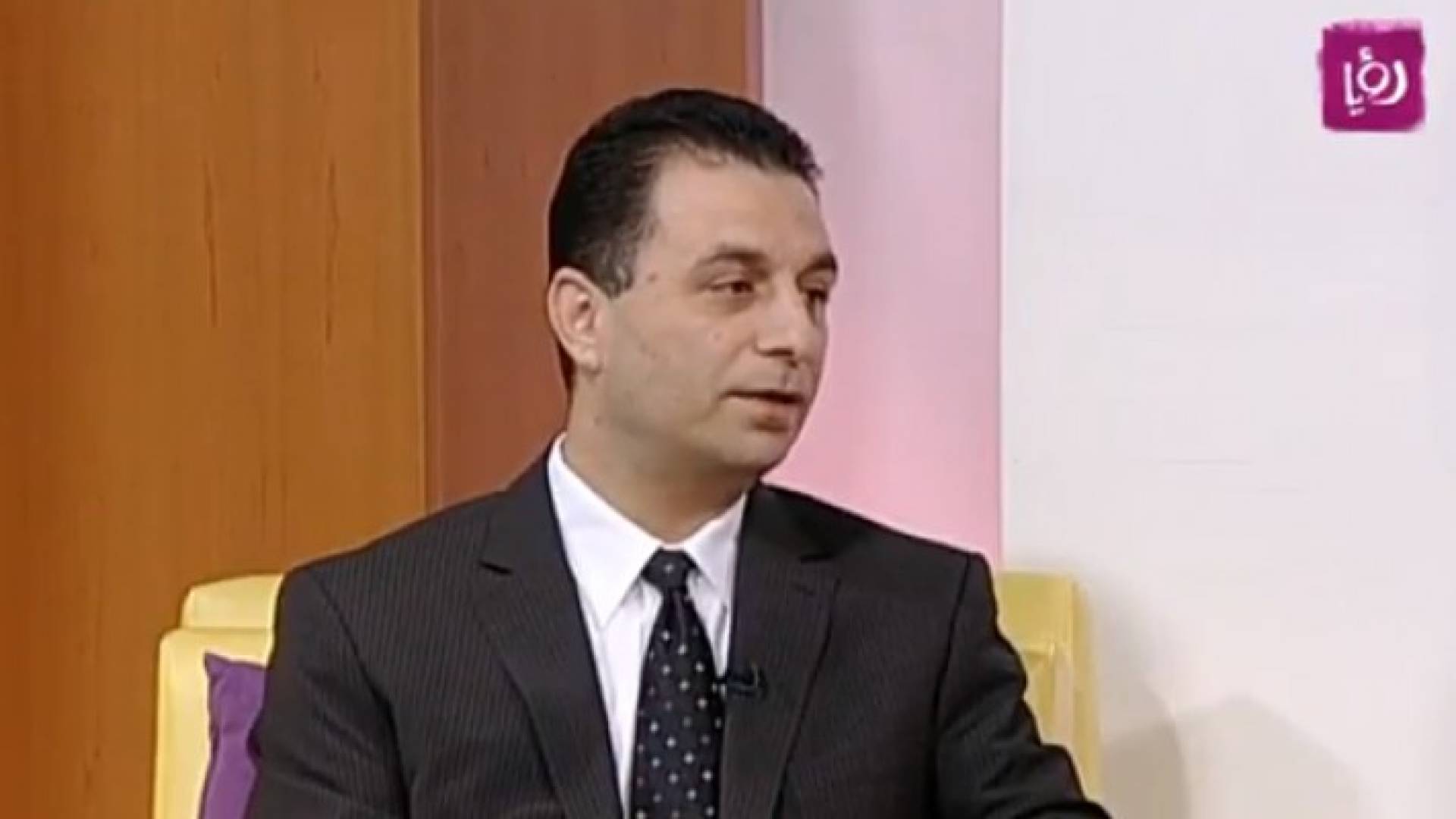 د. عامر الخطيب - أخصائي جهاز هضمي وكبد