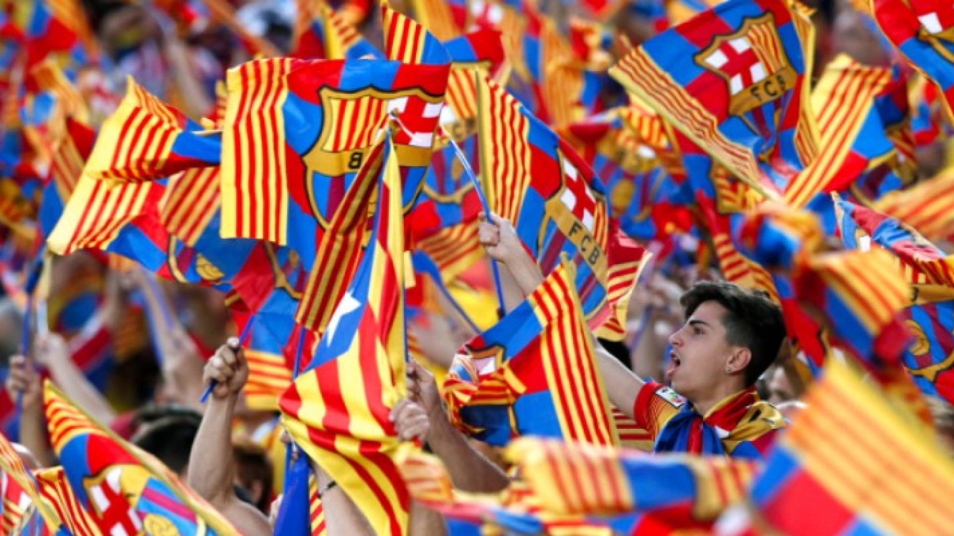 ارشيفية من مسيرة في كاتلونيا تطالب بالانفصال