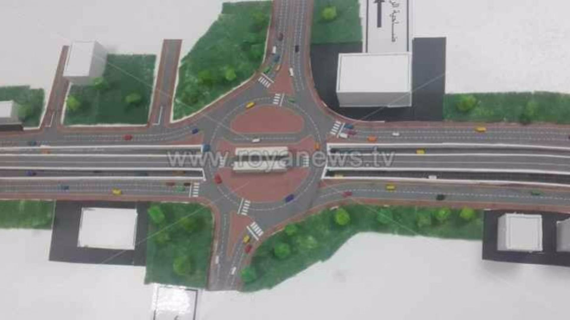 جسر ودوار جديدان على تقاطع "نفق الصحافة" للباص السريع 