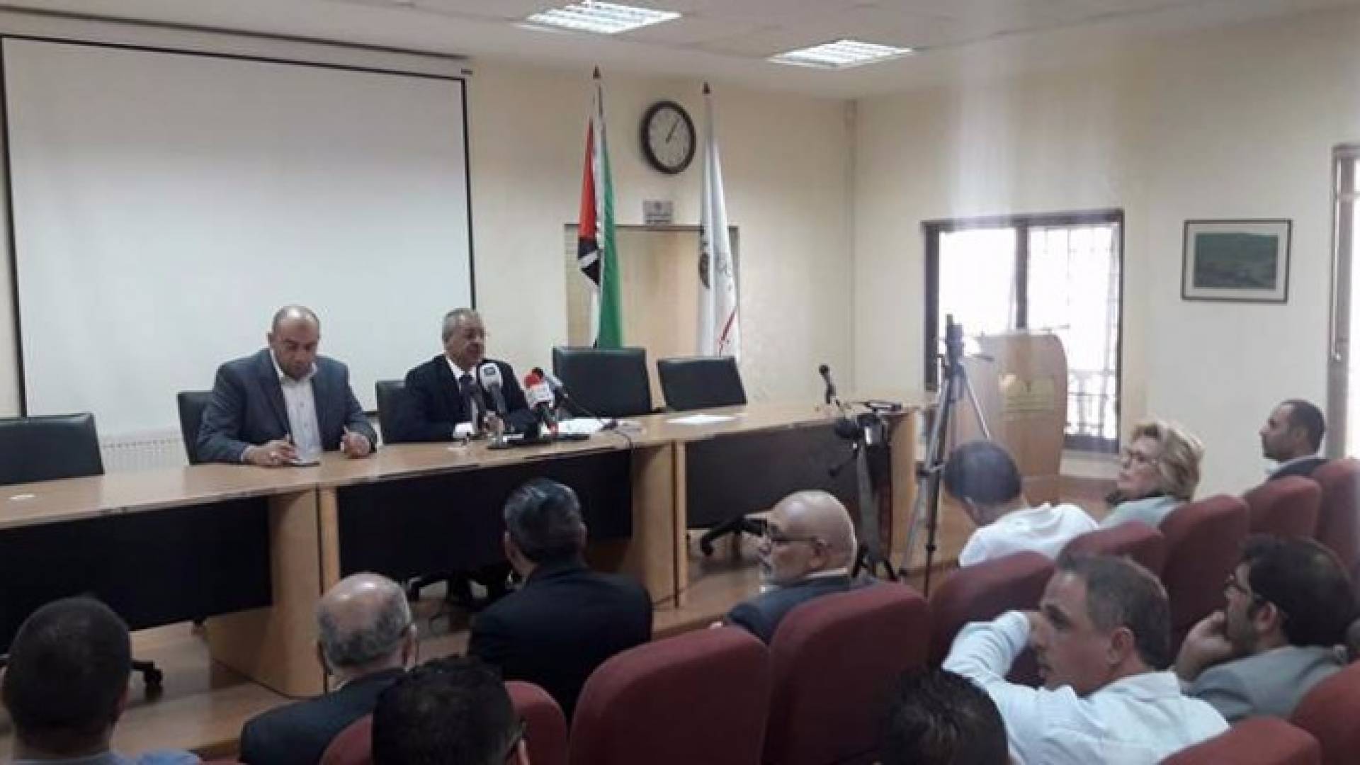 جانب من المؤتمر الصحفي