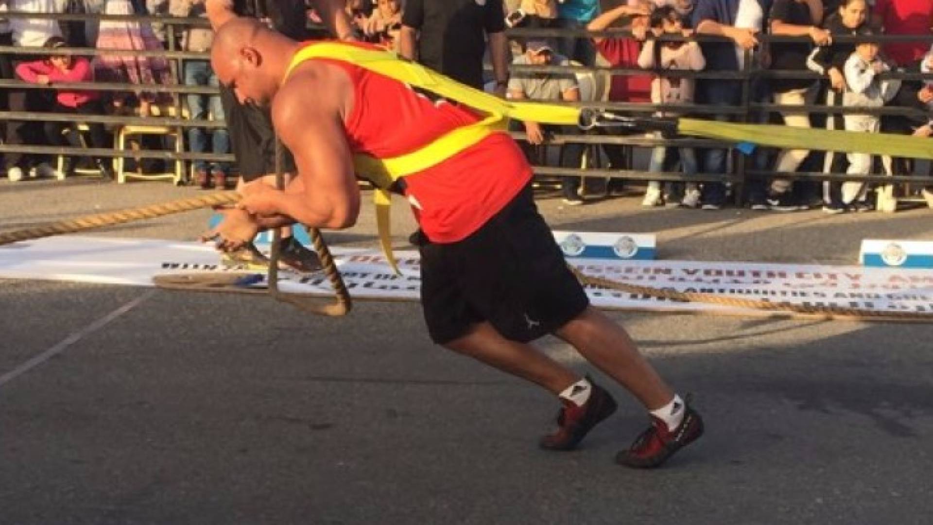 من المسابقة