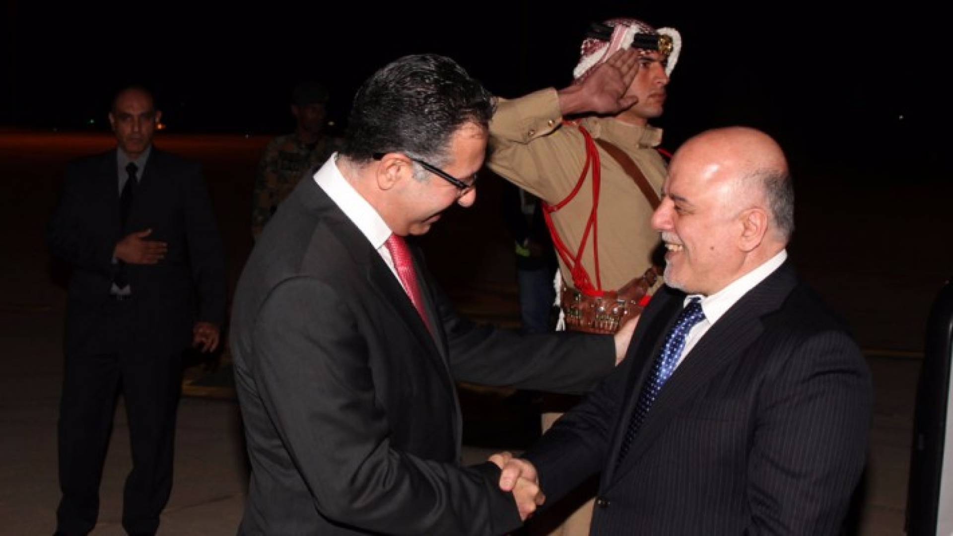 رئيس الوزراء العراقي يصل إلى عمان