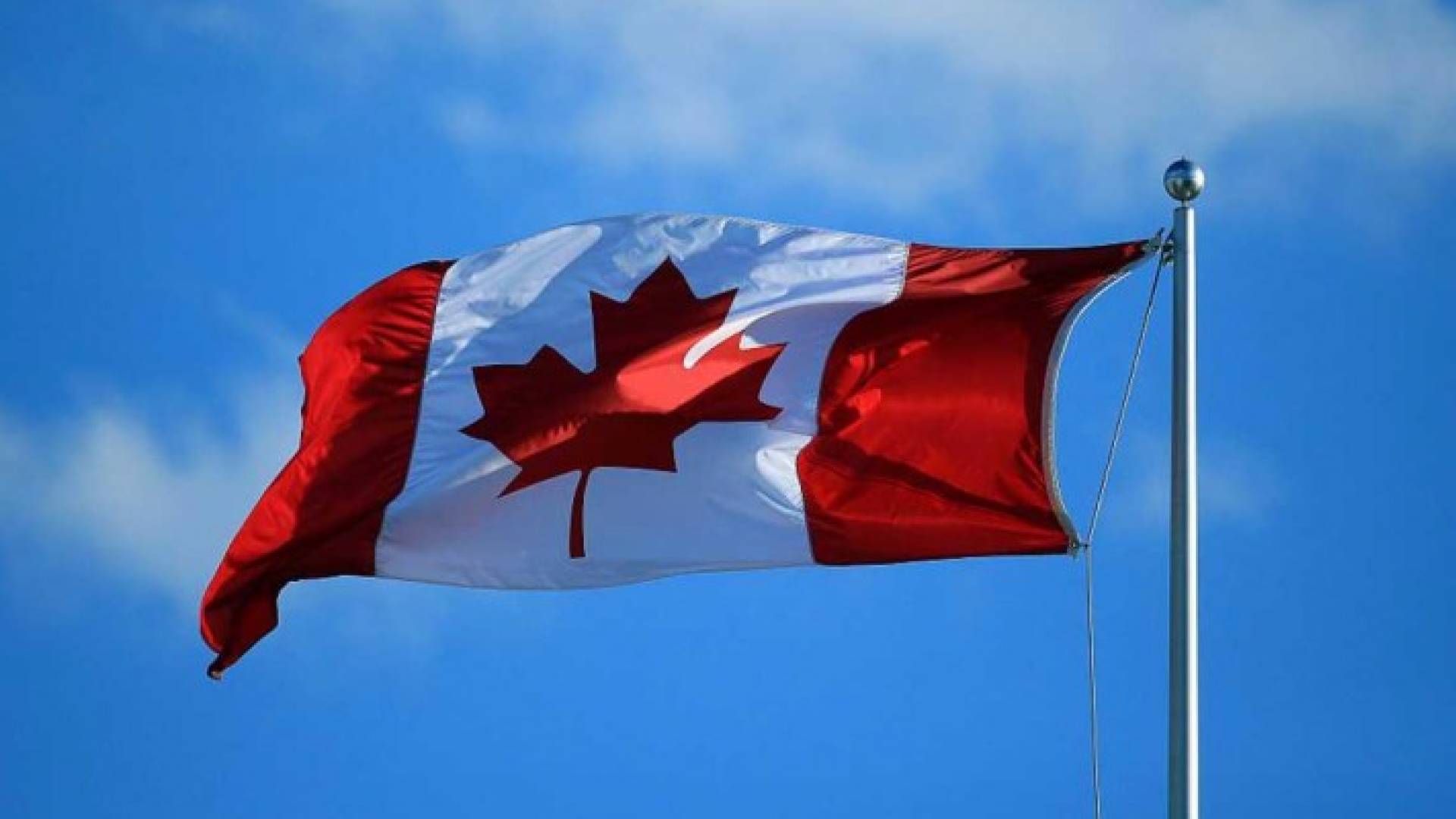 علم كندا 