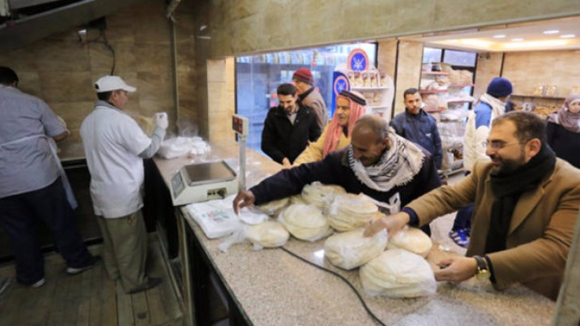 ارشيفية من مخبز في عمان