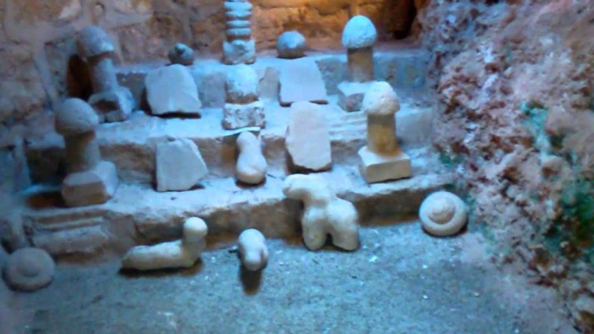 كهف العاصي في اليادودة 