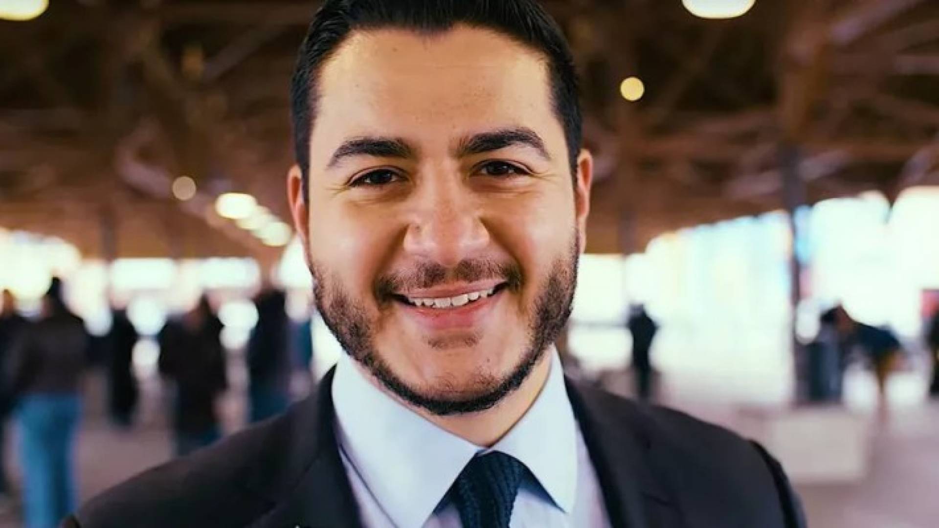 السياسي الشاب عبدول السيد 