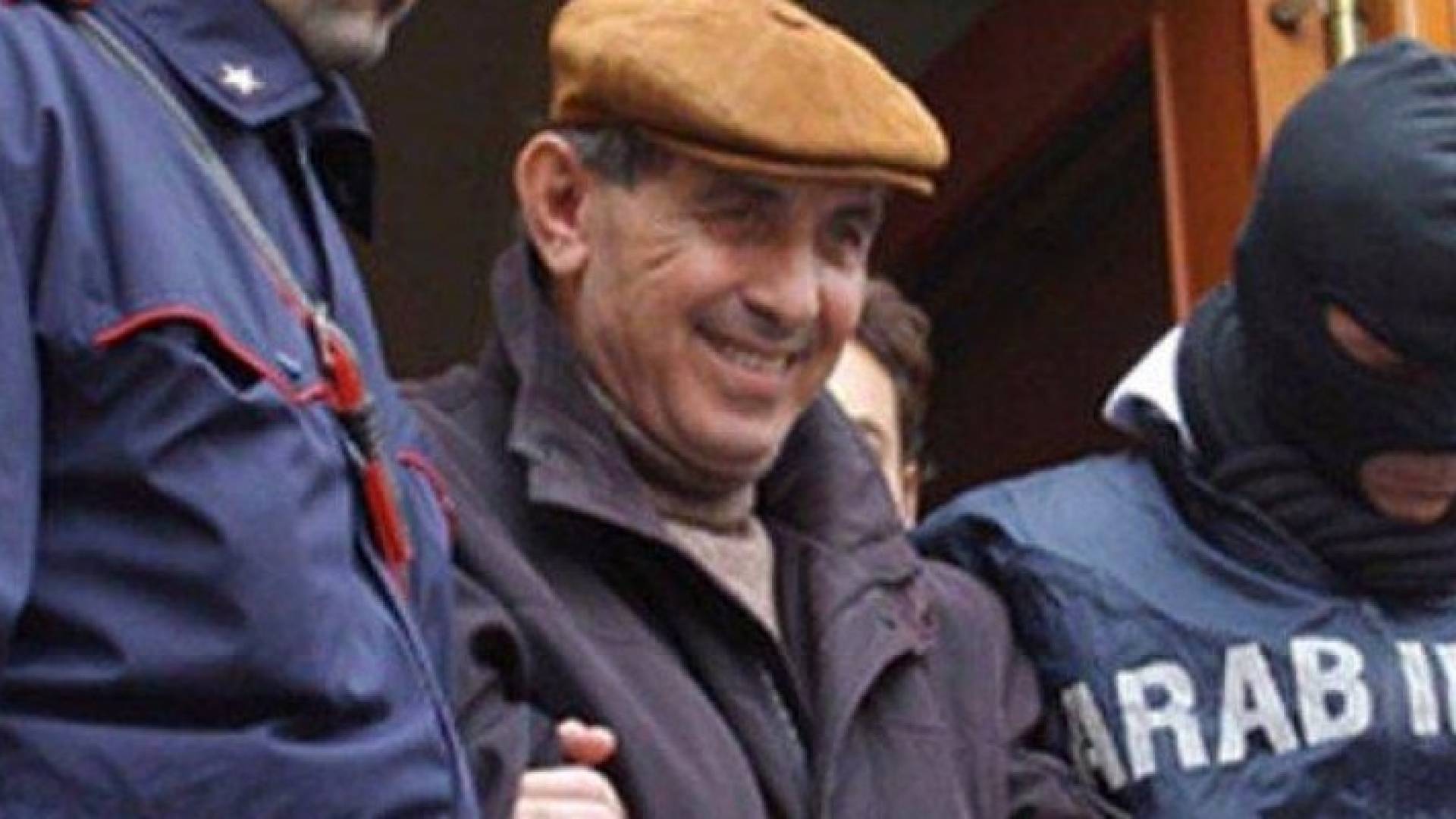  زعيم المافيا بينو سكادوتو