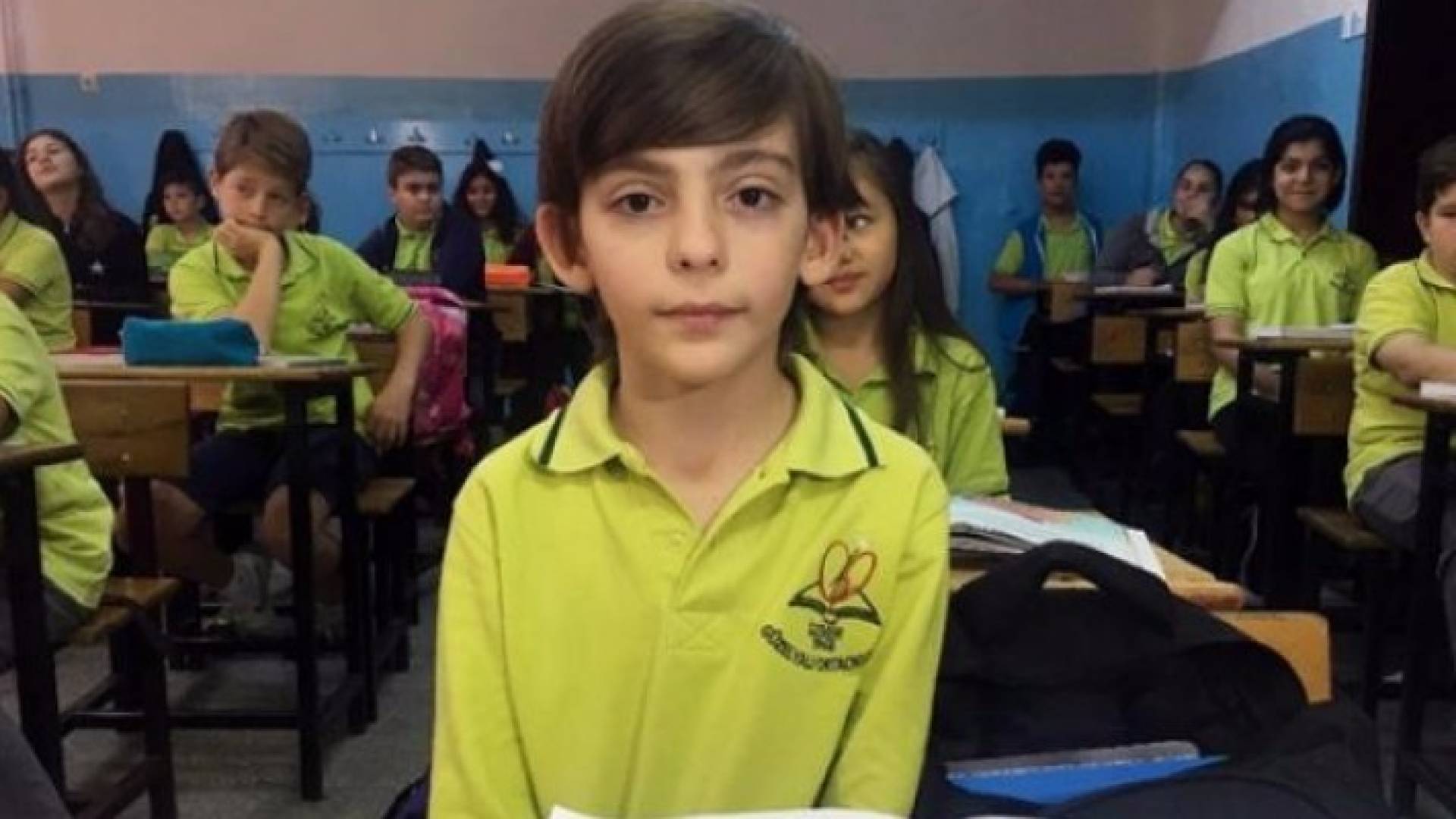 تعلم القراءة والكتابة وعمره عامان ويستعد للجامعة وهو في الـ14