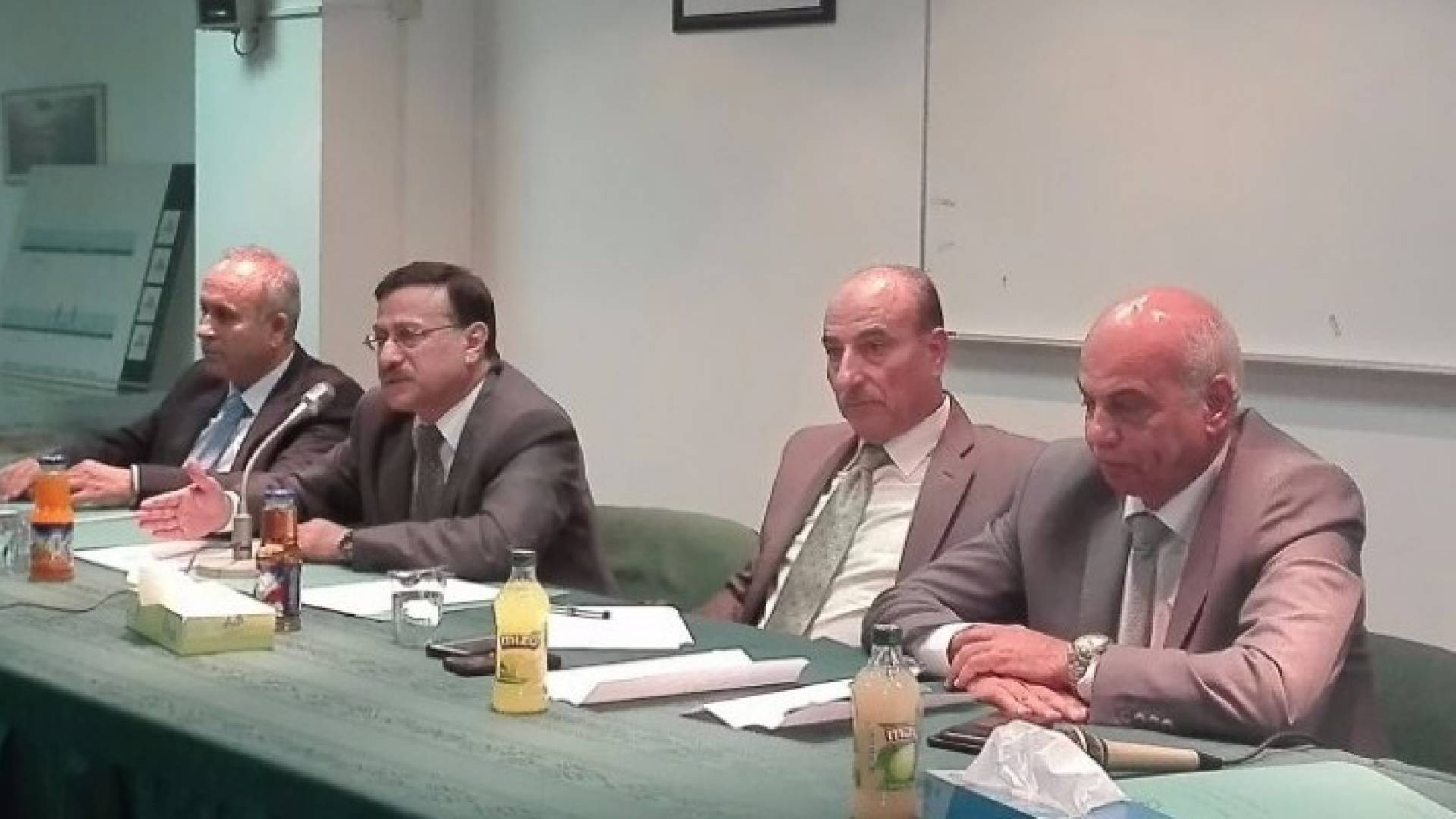 جانب من الاجتماع 