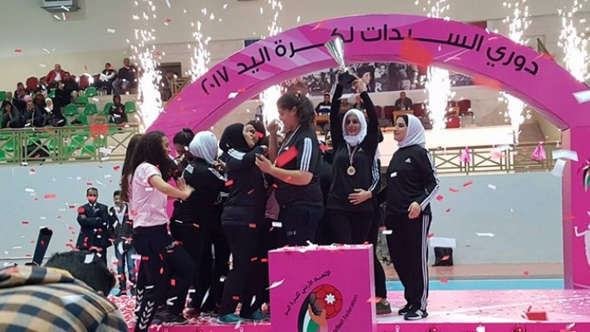 حرثا يتوج بلقب الدوري النسوي لكرة اليد