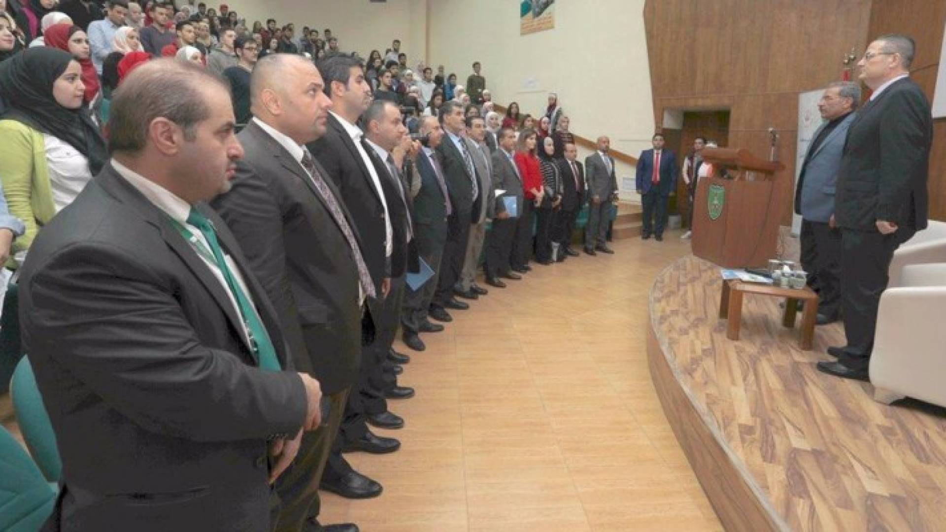 البنك المركزي يؤكد أهمية نشر الثقافة المالية والمصرفية بالمجتمع