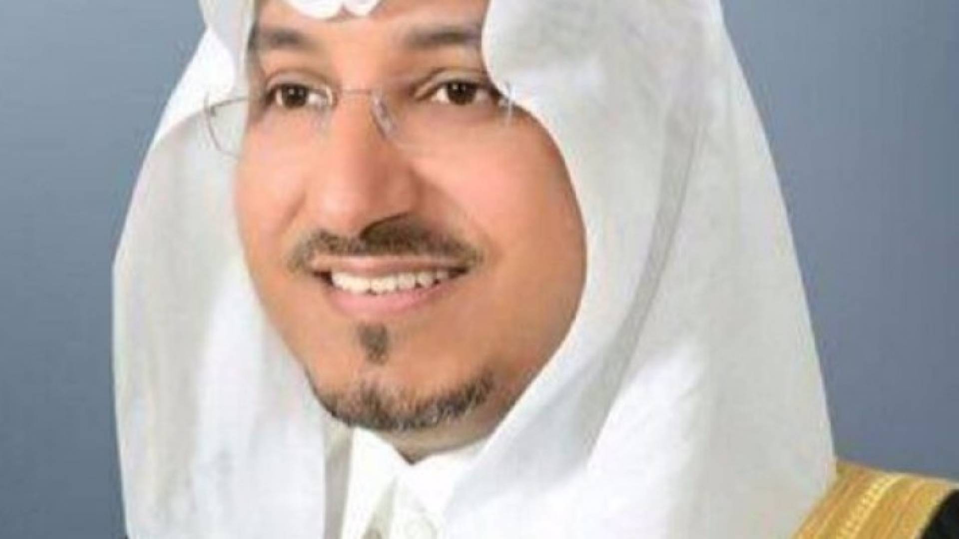 أمير منطقة عسير الأمير منصور بن مقرن