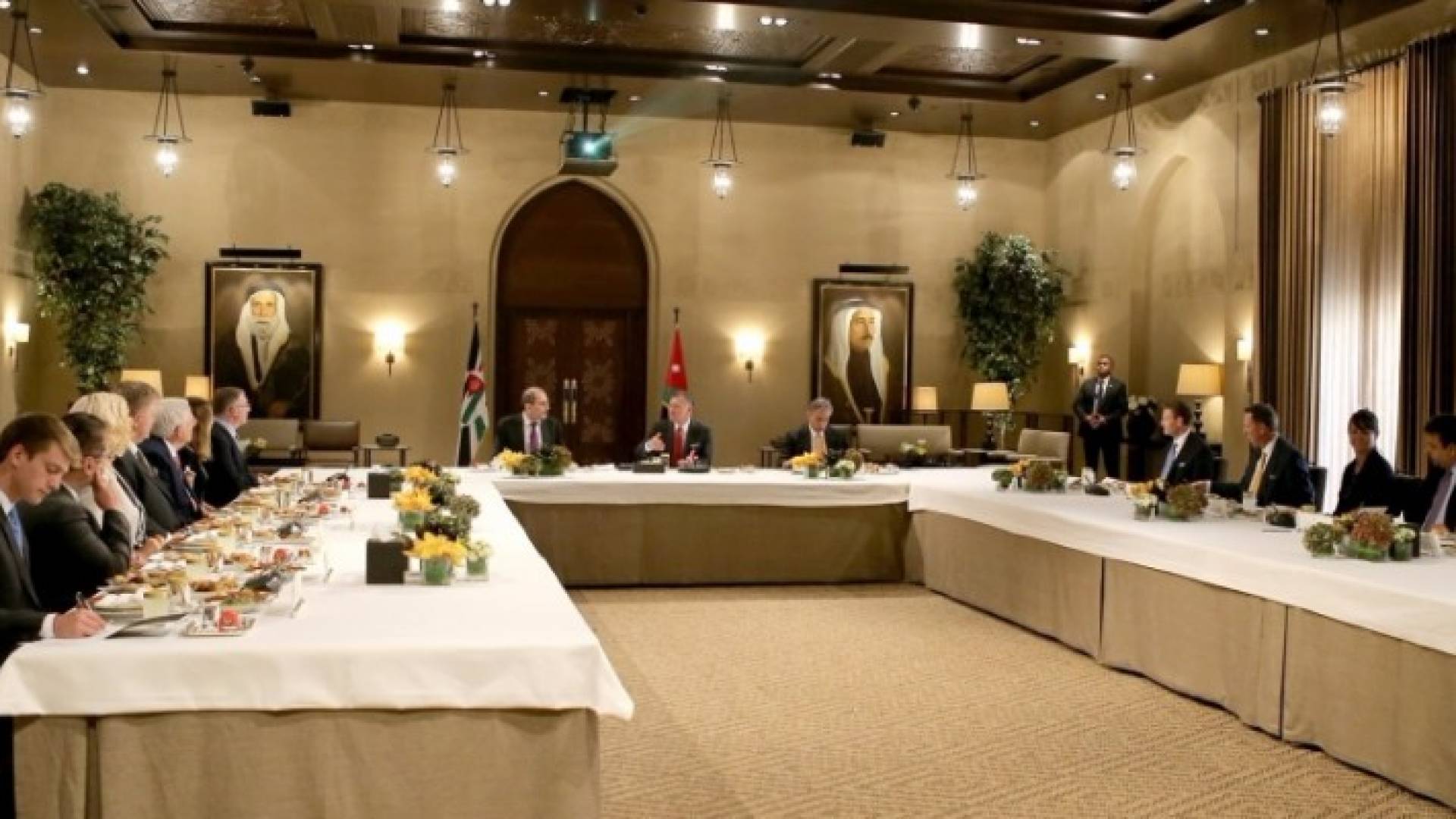 جانب من اللقاء