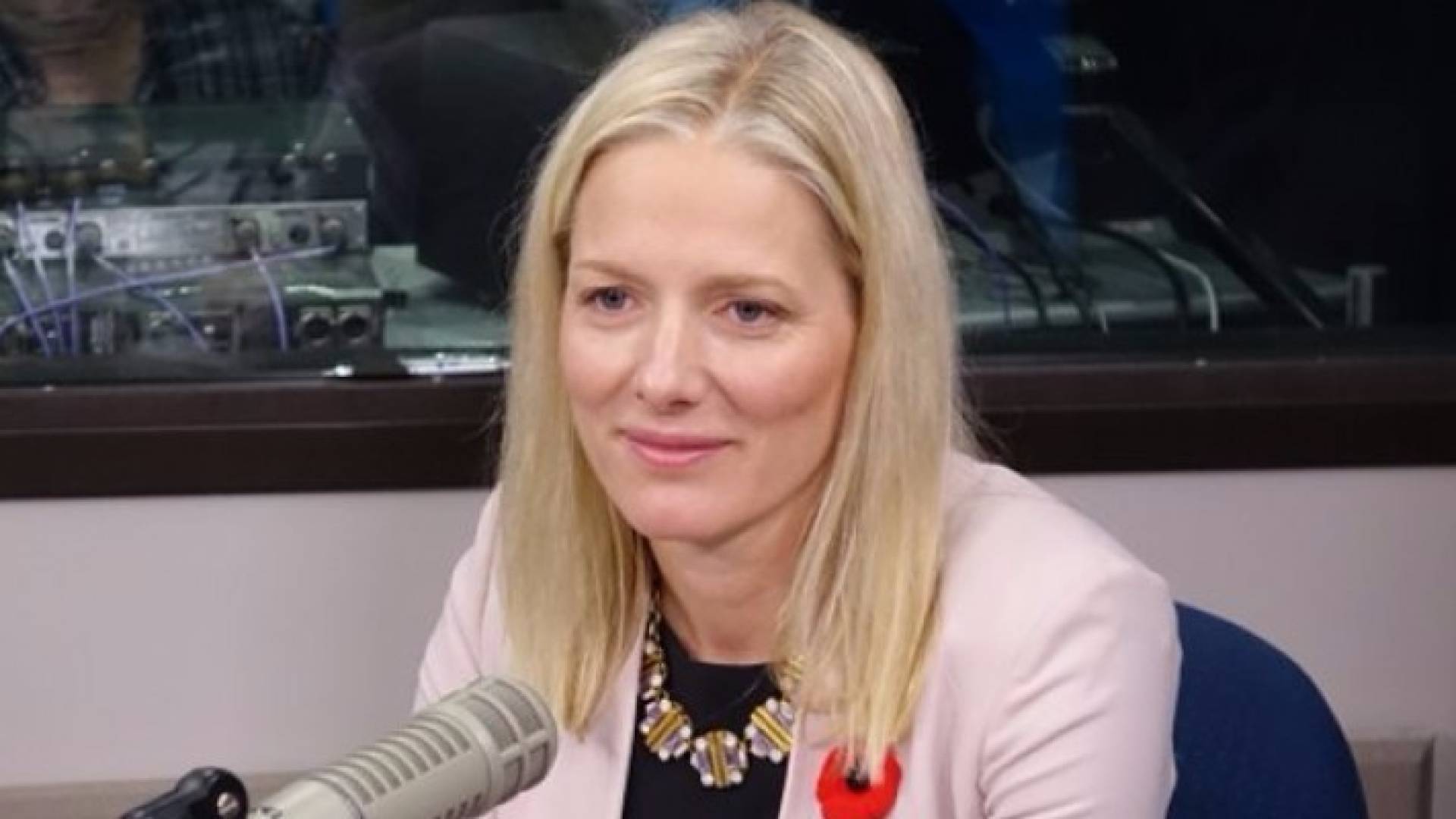 وزيرة البيئة الكندية كاثرين ماكينا