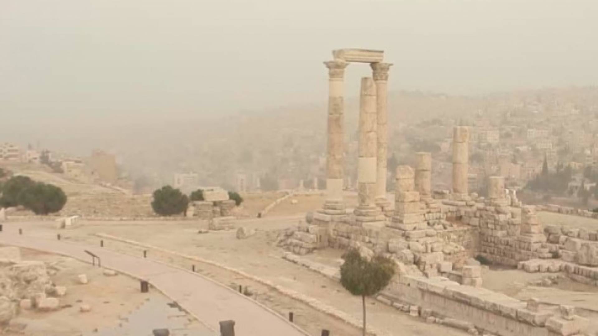 شرقية تهب بقوة لأول مرة مع ساعات ليلة الأحد