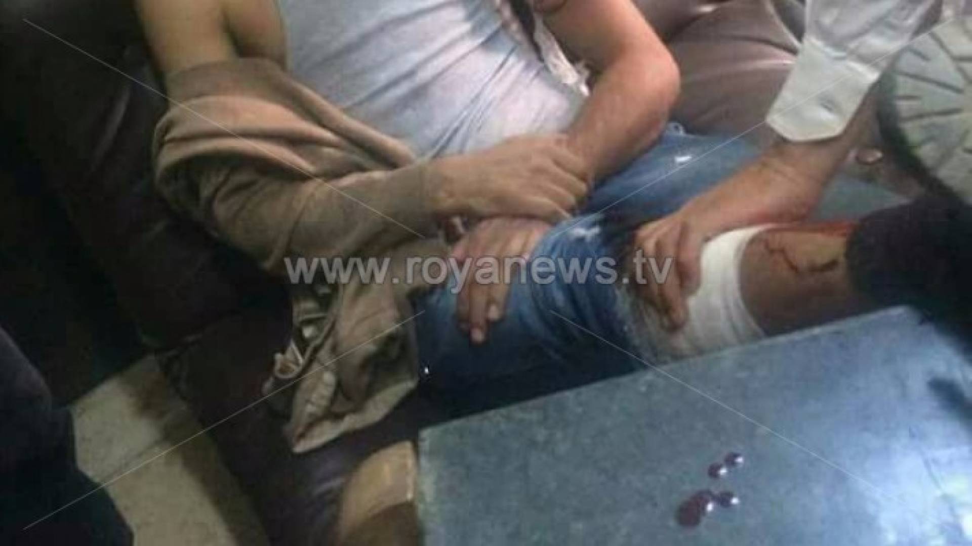 طالب مدرسة في الزرقاء يعتدي على معلمه بـ"شفرة"