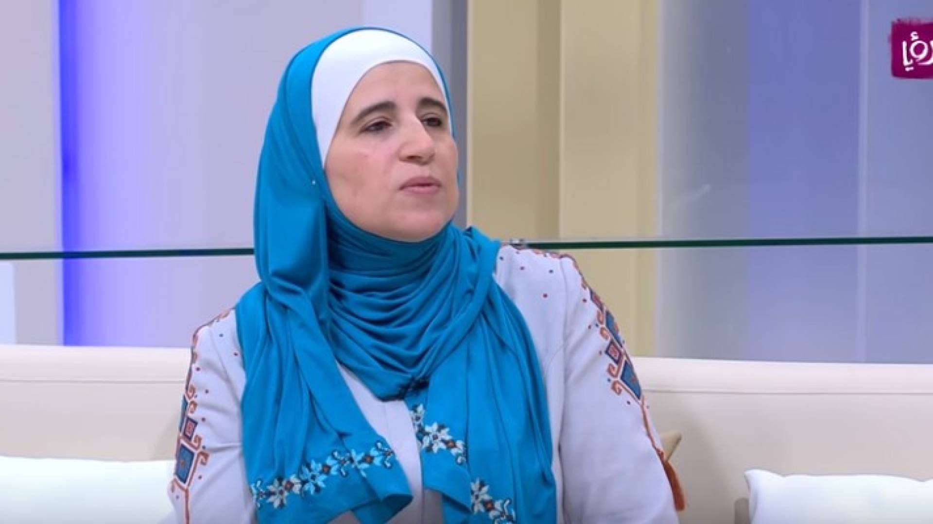 الدكتورة اسمى العشا - استشارية طب الاطفال وحديثي الولاد