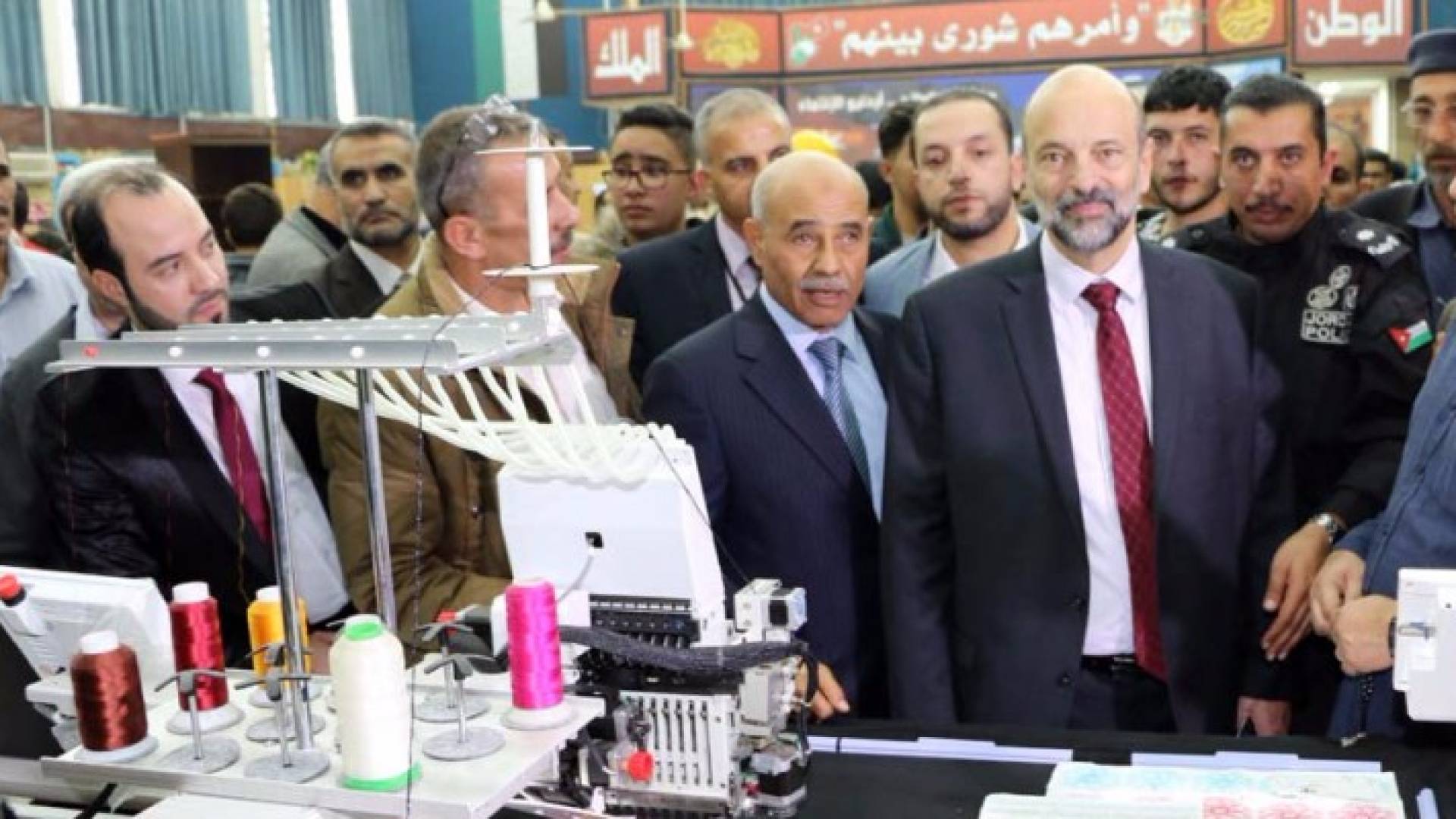 الرزاز يفتتح المعرض المهني السنوي الشامل لمدارس التعليم المهني 