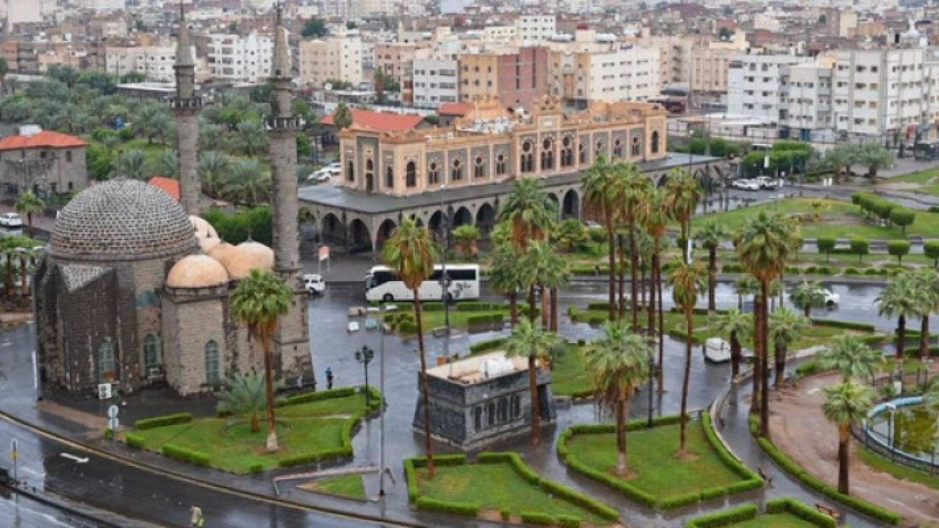 الأمطار تزيد من جمال المدينة المنورة