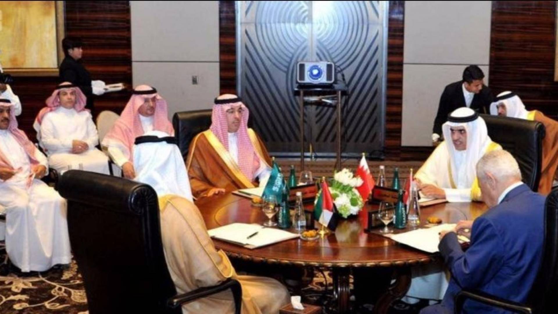 الرباعي العربي يضيف كيانين وأفرادا إلى قوائم الإرهاب