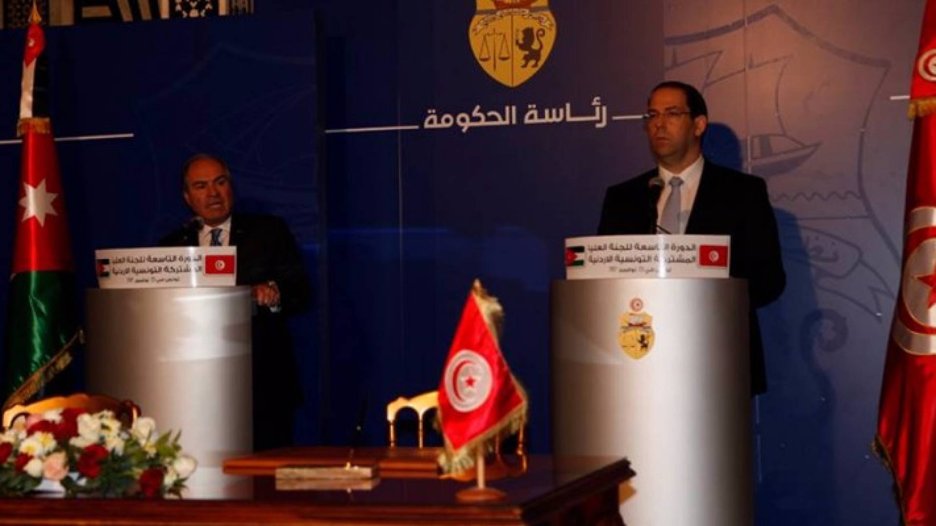 من الاجتماع