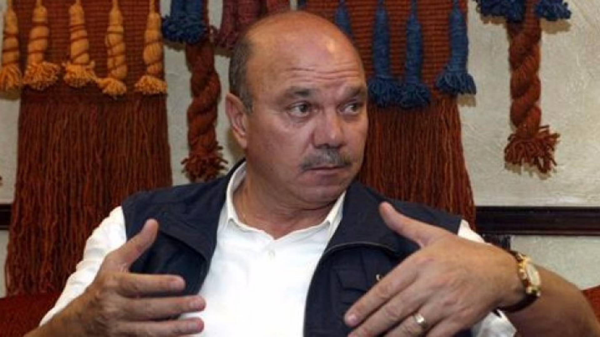 رئيس مجلس الاعيان فيصل الفايز 