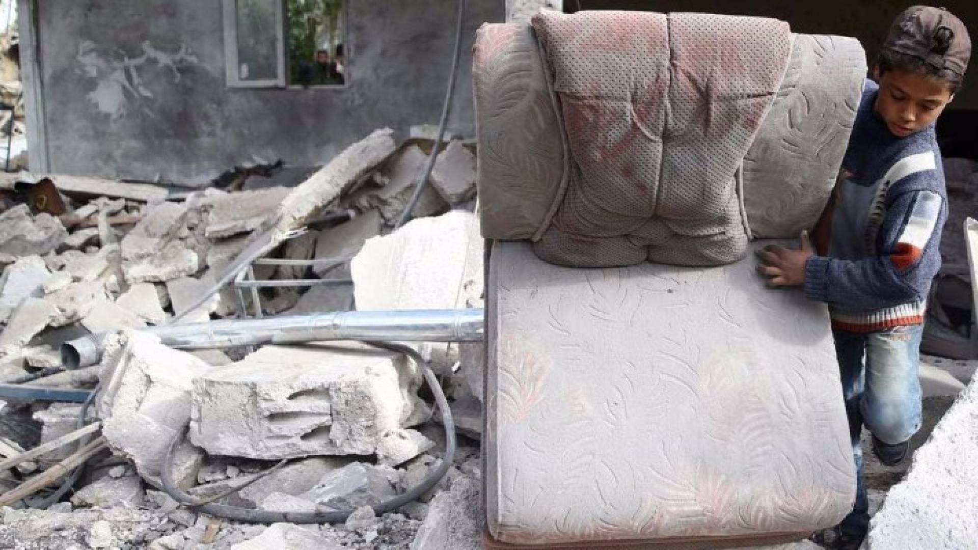 آثار الدمار في غوطة دمشق