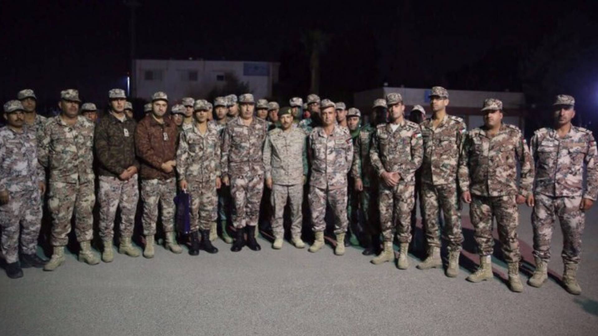 وحدات من مرتبات القوات المسلحة تشارك بفعاليات تمرين عسكري 