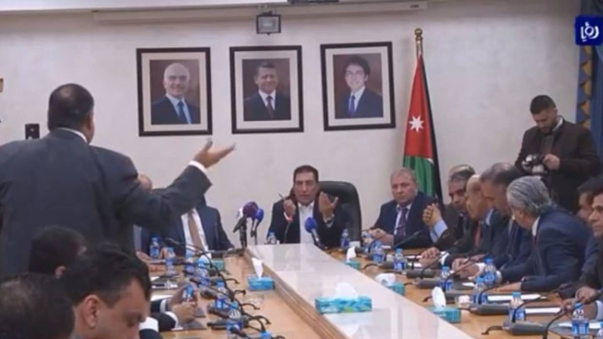 جانب من المؤتمر الصحفي 