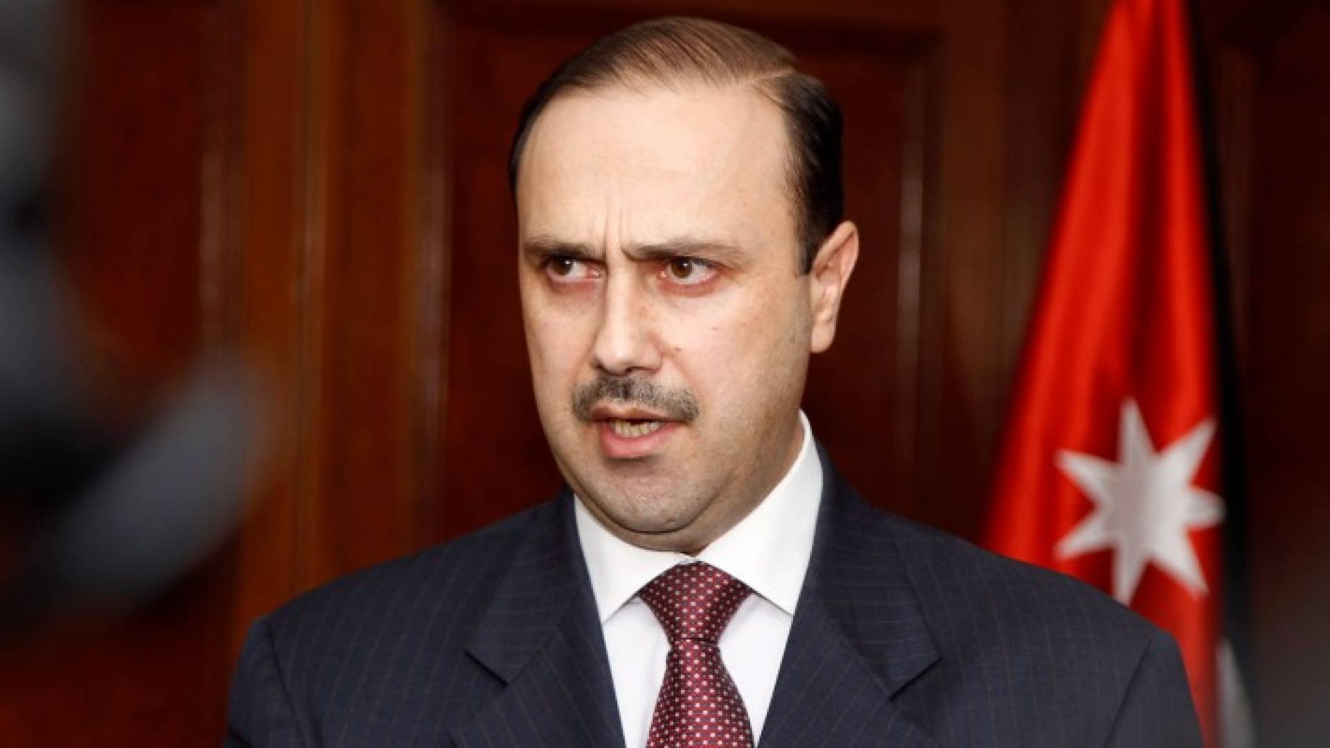 وزير الدولة لشؤون الاعلام الناطق الرسمي باسم الحكومة الاردنية الدكتور محمد المومني