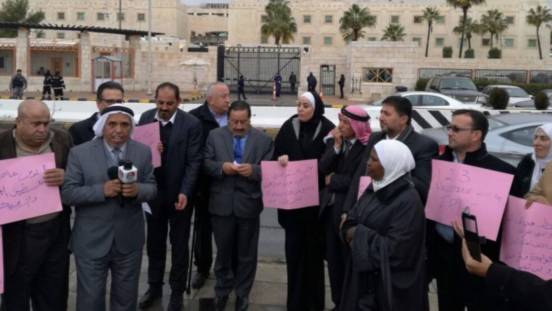 جانب من الاعتصام