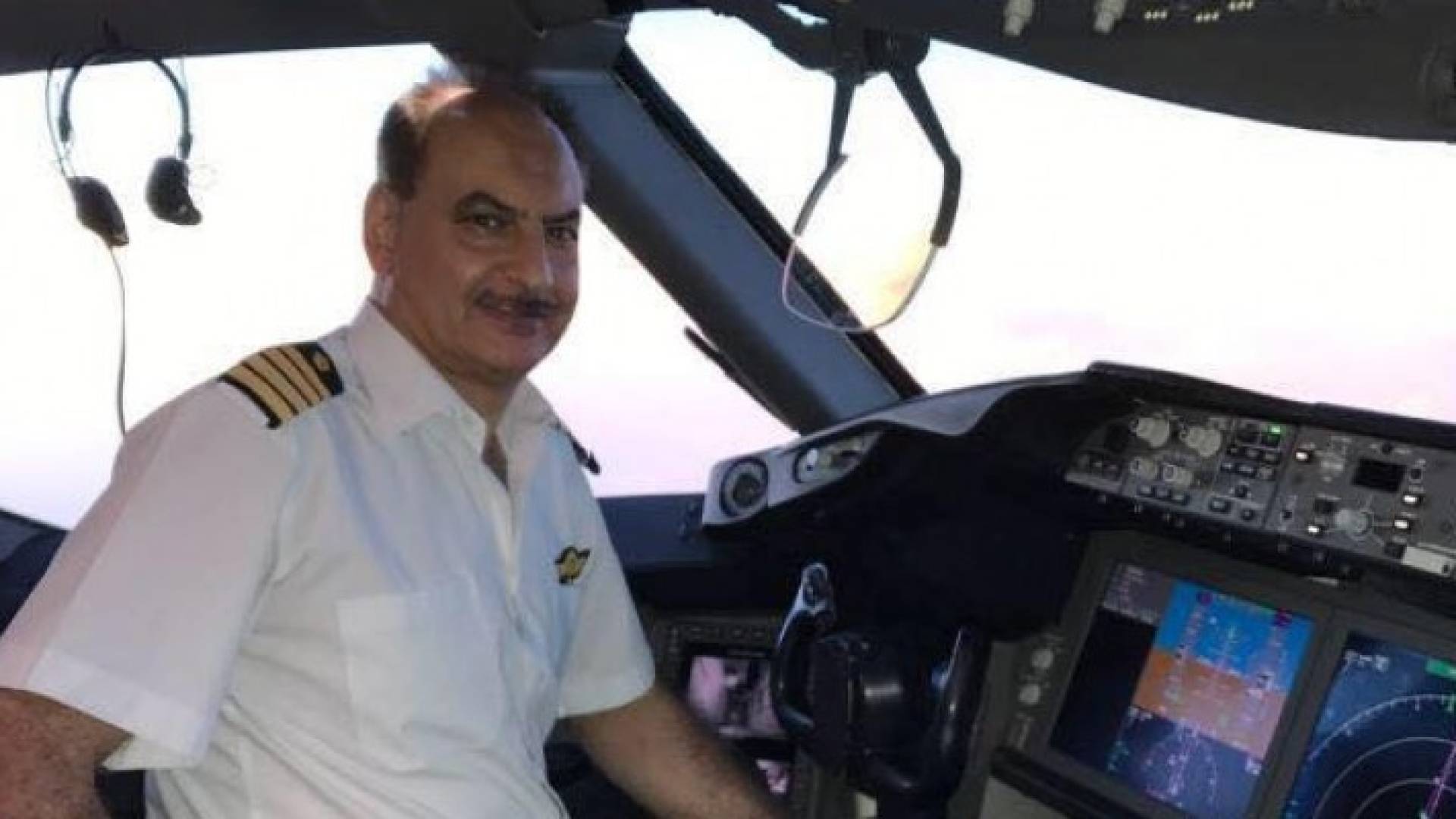 الكابتن طيار يوسف هملان الدعجة