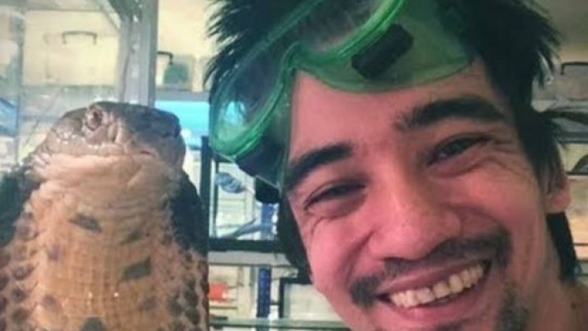 لبعض وهو يلهث خلف الصورة الافتراضية النادرة والخطيرة