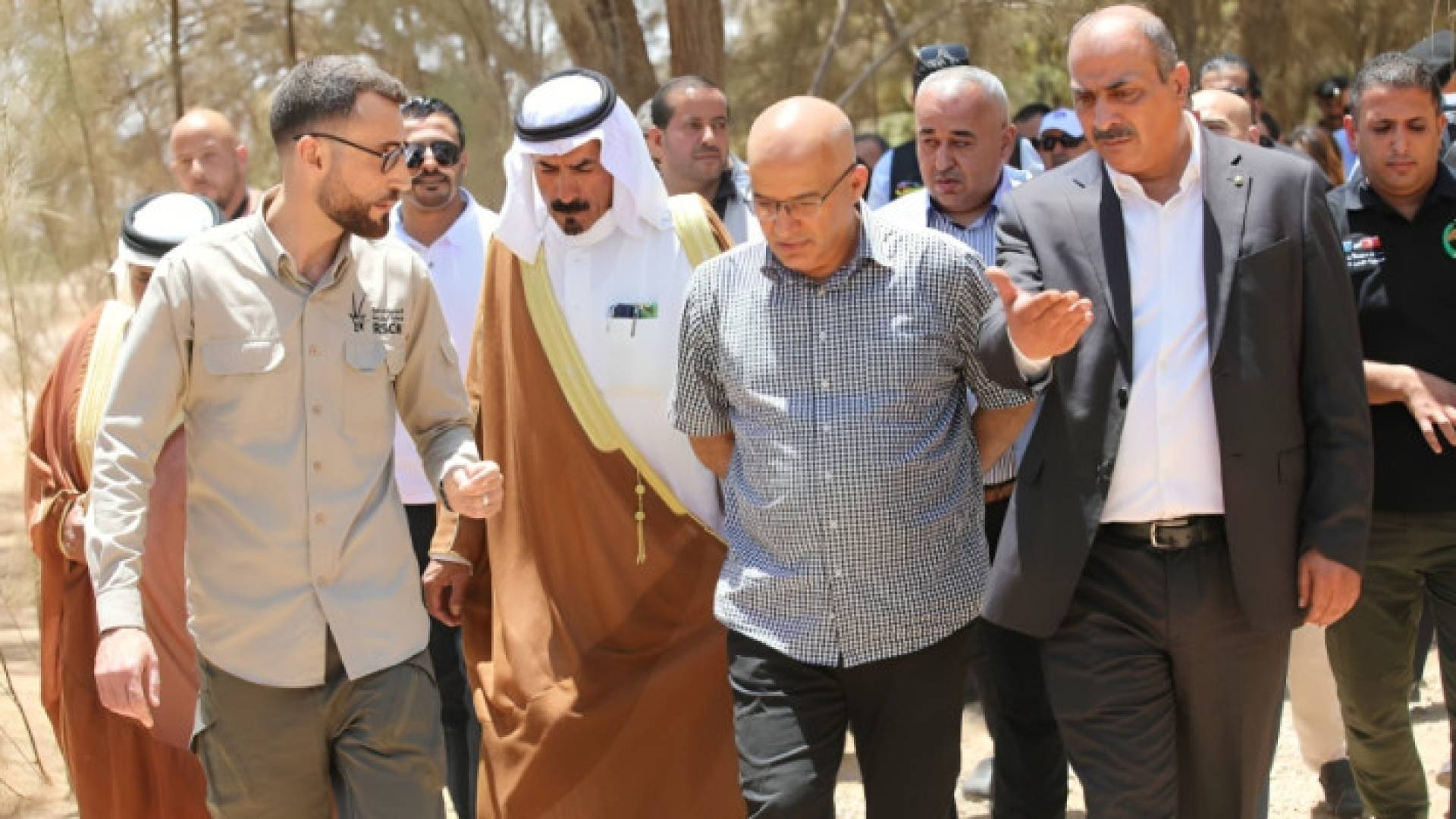 جولة ميدانية لوزير الاتصال الحكومي ووسائل الإعلام في الأزرق