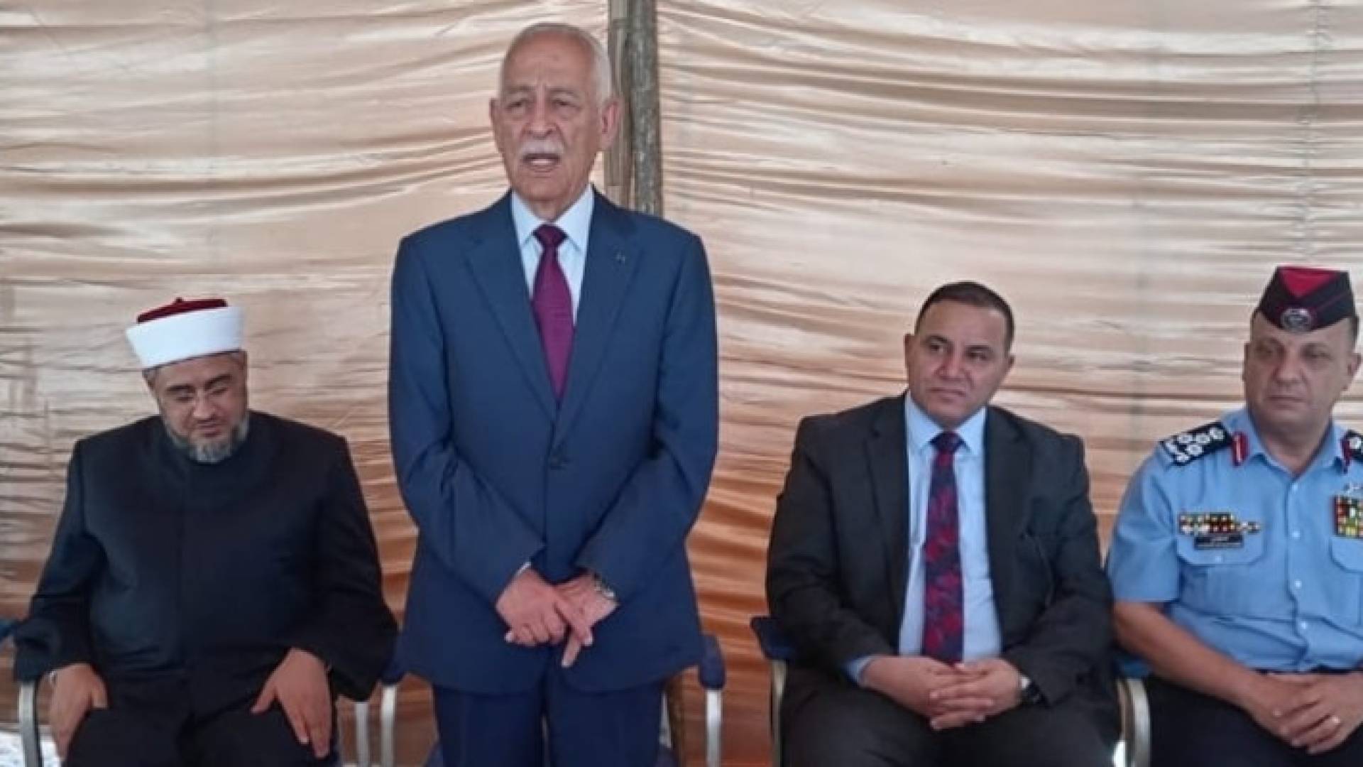 العيسوي يعزي قبيلة العدوان