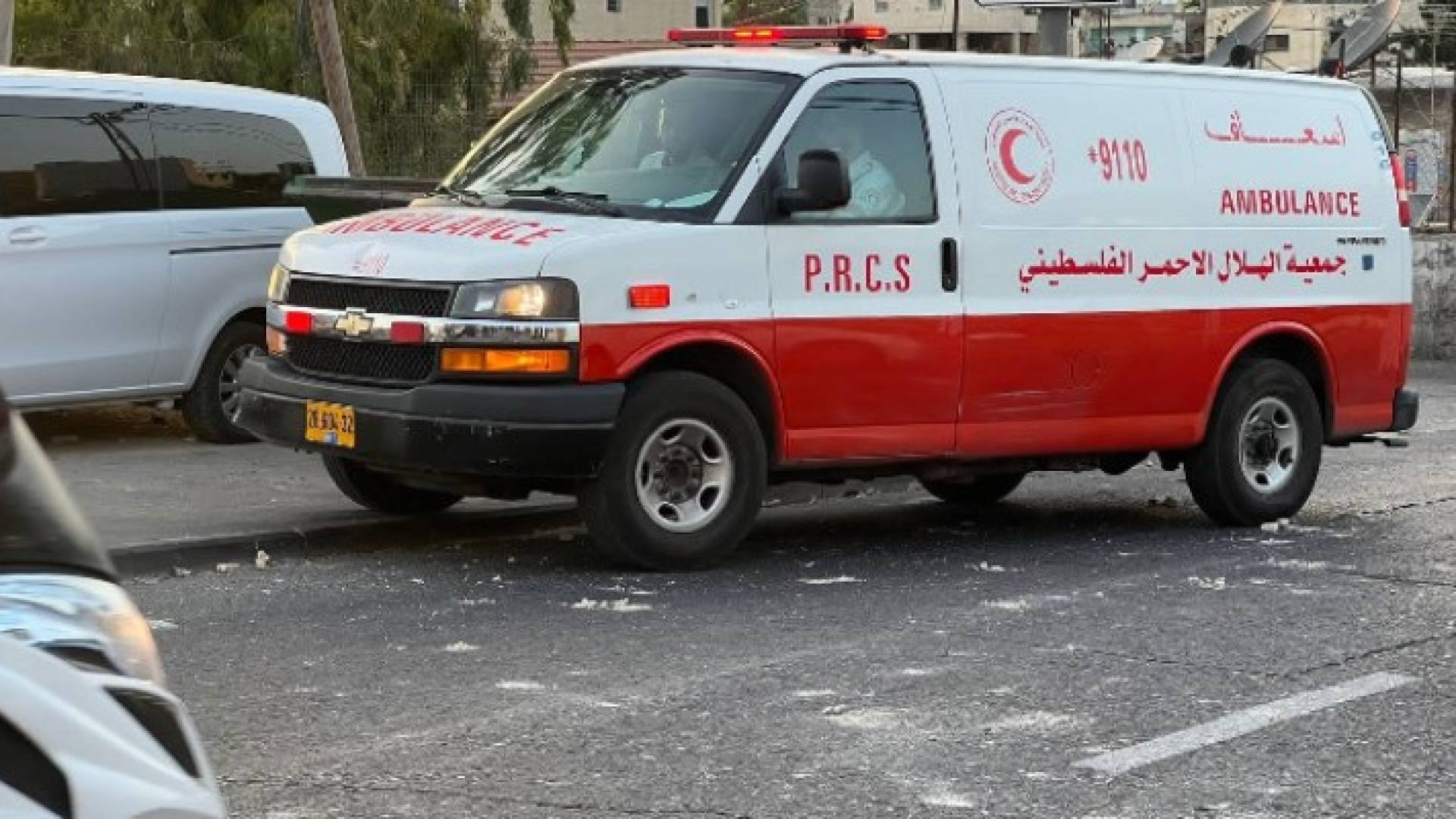 سيارة إسعاف فلسطينية
