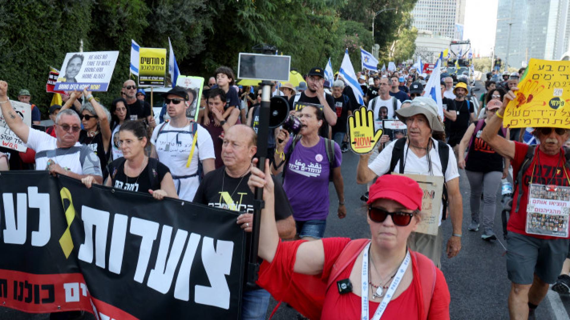 احتجاجات في تل أبيب للمطالبة بصفقة تبادل مع حماس