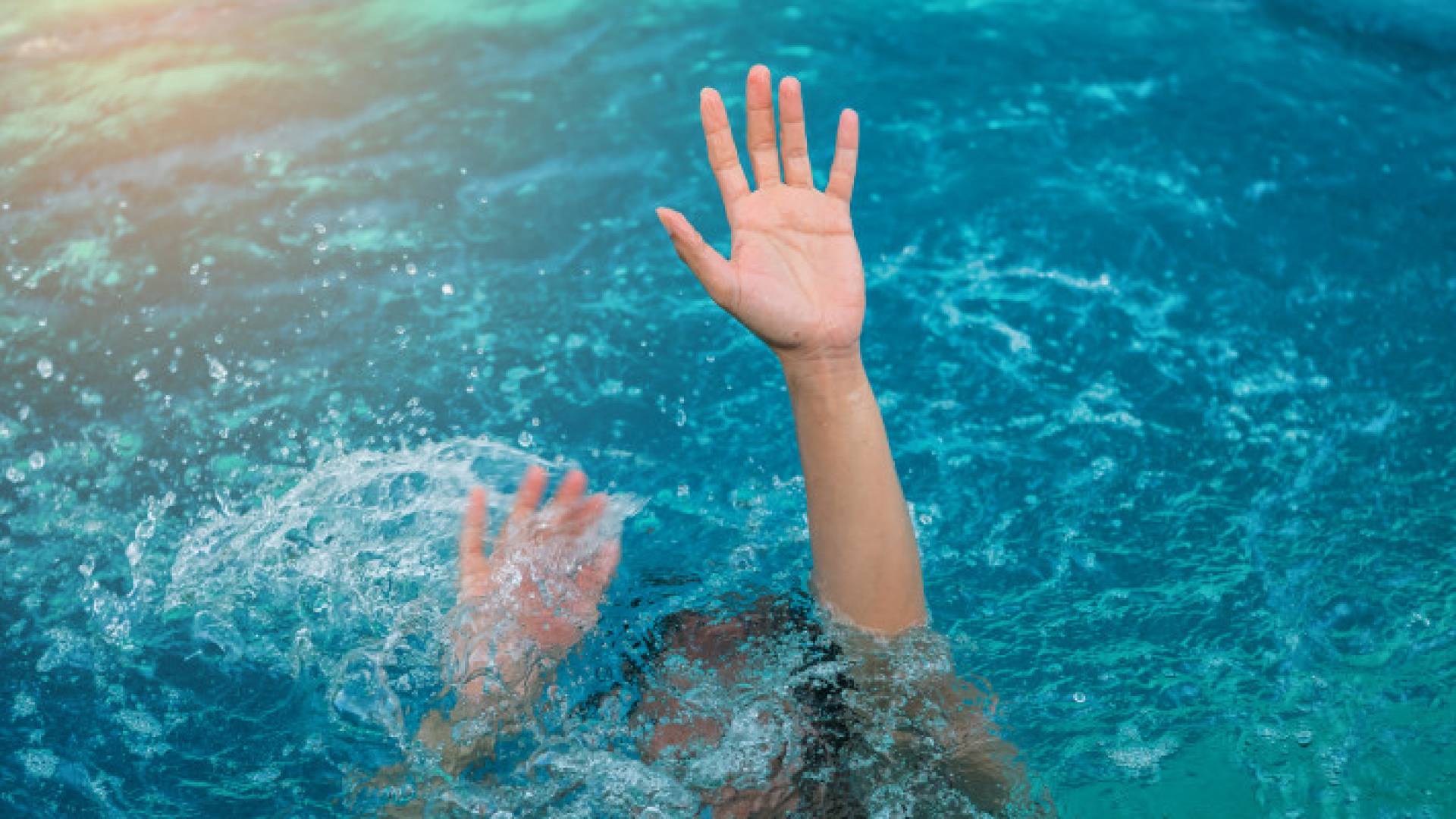 غرق طفلة "تعبيرية"