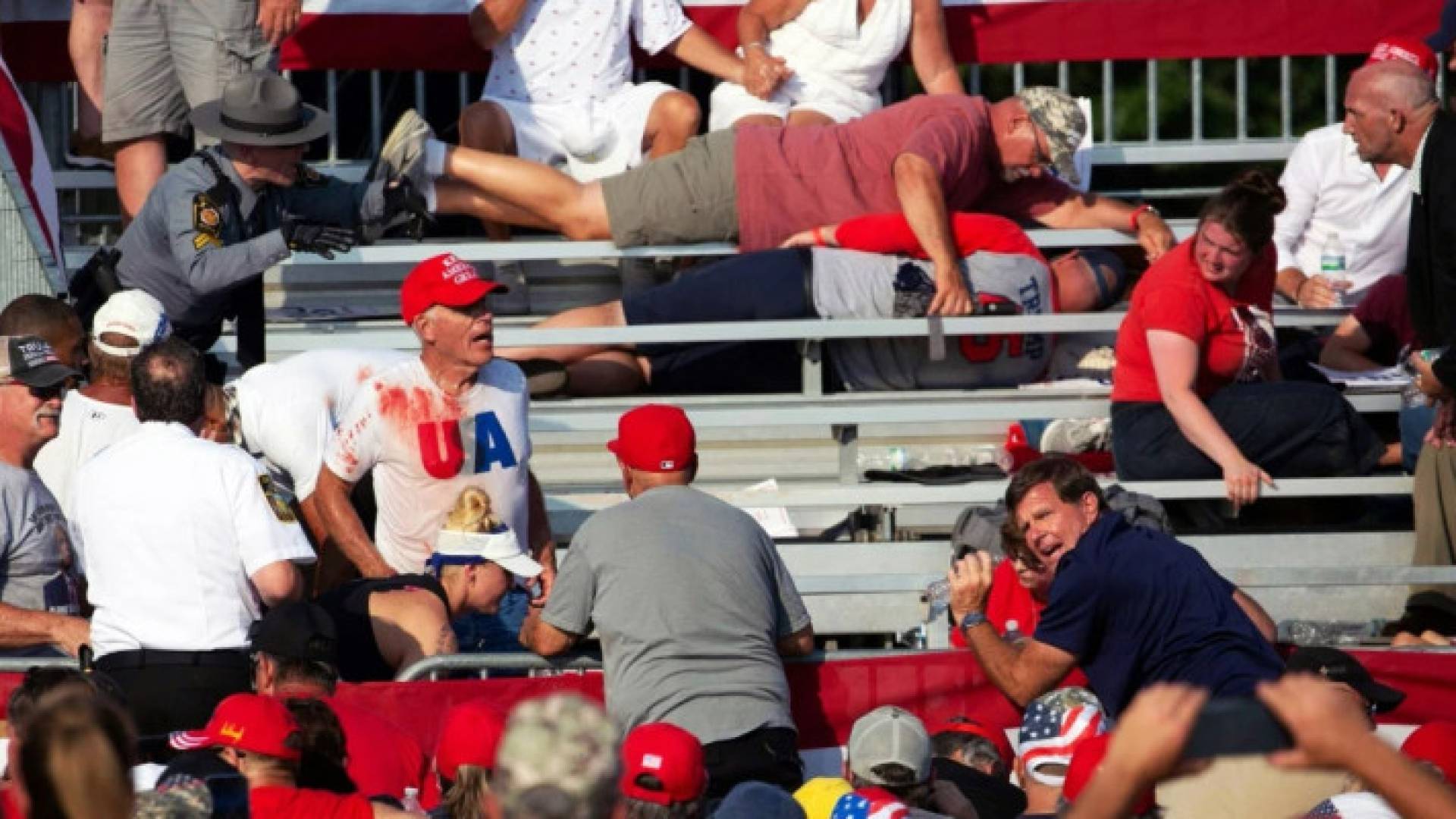 ذعر بين الحضور بعد محاولة اغتيال دونالد ترمب