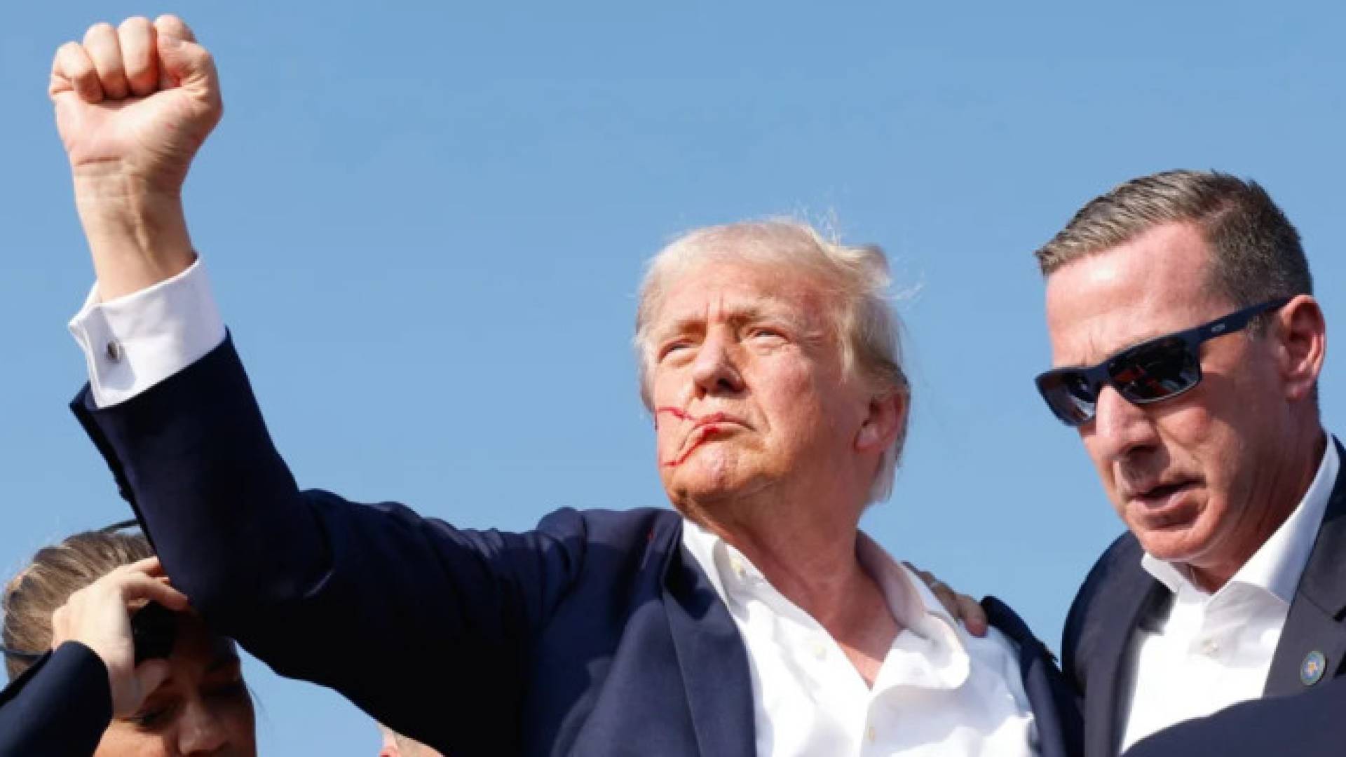 دونالد ترمب بعد تعرضه لمحاولة إغتيال