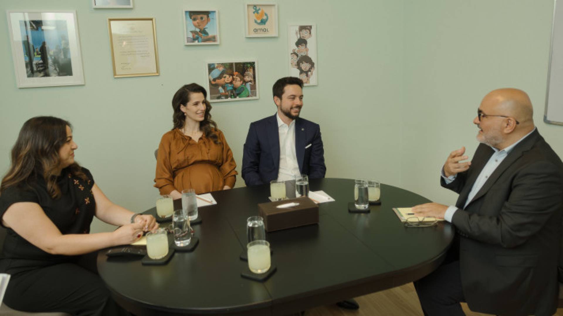 سمو ولي العهد الأامير الحسين بن عبدالله وسمو الاميرة رجوة الحسين خلال زيارتهما