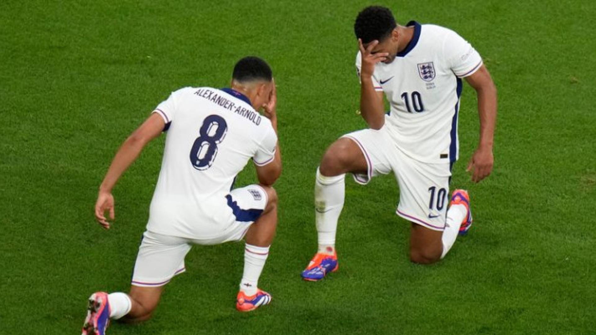 بيلينجهام و أليكساندر أرنولد