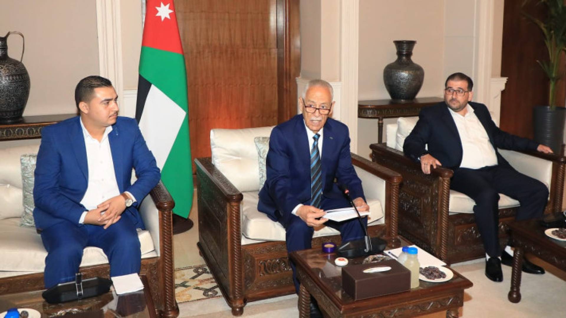 رئيس الديوان الملكي الهاشمي يوسف حسن العيسوي