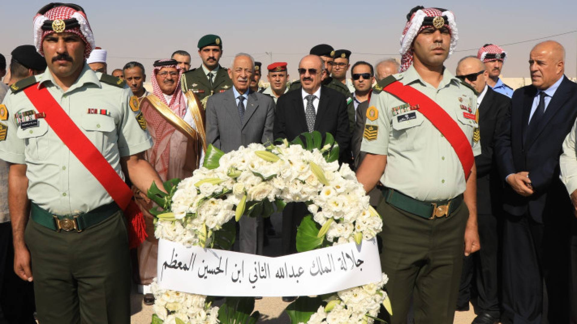 خلال تشييع جثمان مدير الأحوال المدنية السابق فهد العموش