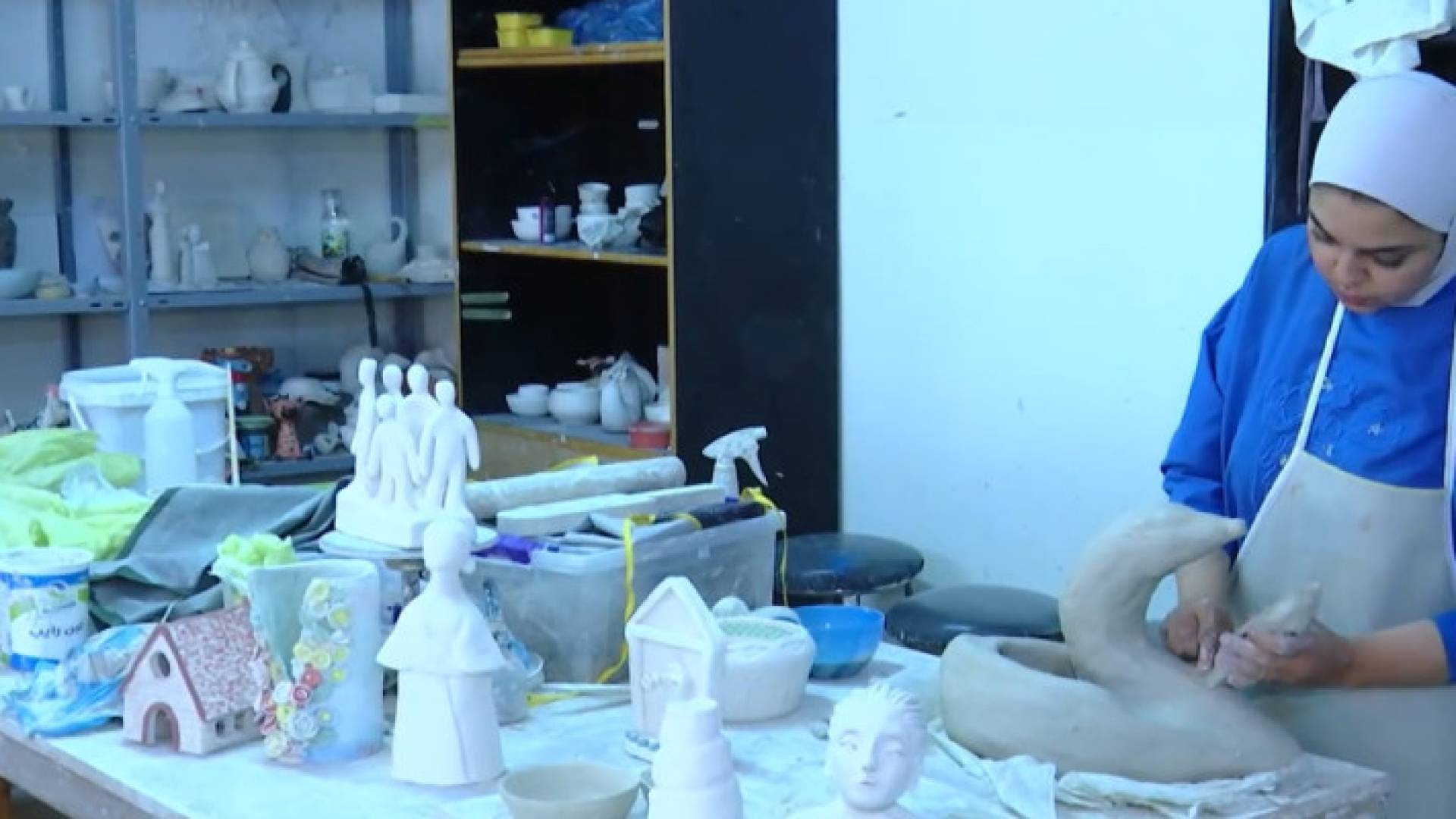 تقرير | معهد الفنون يستقطب مئات الطلبة من الراغبين بتنمية مهاراتهم الفنية